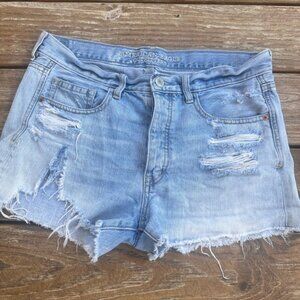 American Eagle women's distressed raw hem shorts size 10